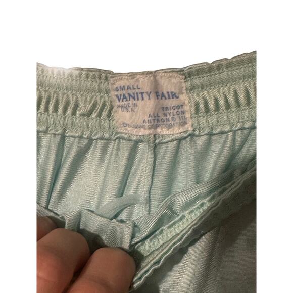 Vanity Fair Women’s Size Small Sky Mist Pajama Set Made USA Vintage Nylon 60’s - Picture 8 of 9